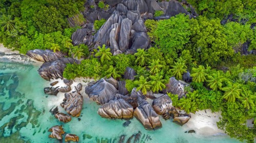 拉迪格岛德阿让海滩上的岩石，塞舌尔 (© Roland Gerth/eStock Photo)