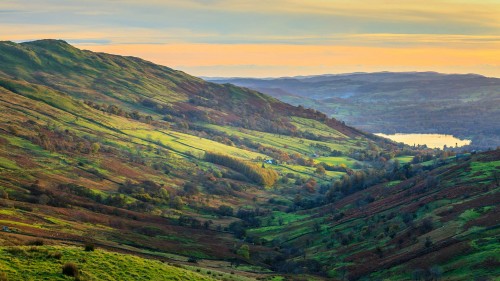 温德米尔湖的风景，坎布里亚湖区，英格兰 (© Chris Warren/eStock Photo)