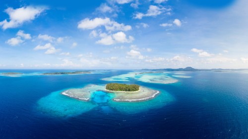 巴尼亚群岛，苏门答腊，印度尼西亚 (© fbxx/Getty Imagesz)